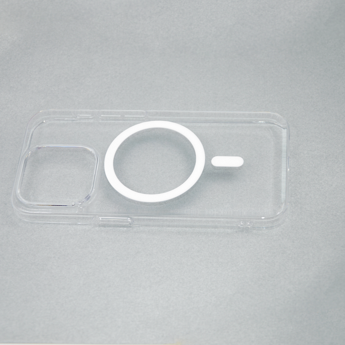 Tpu silhouette magsafe  for iphone 15 (6.1") bela