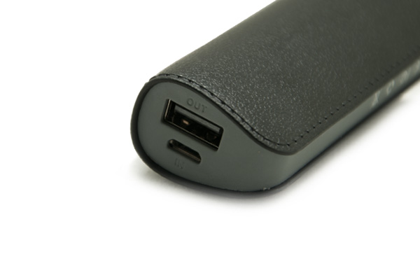 Power bank wst dl511 2600 mah (crni)