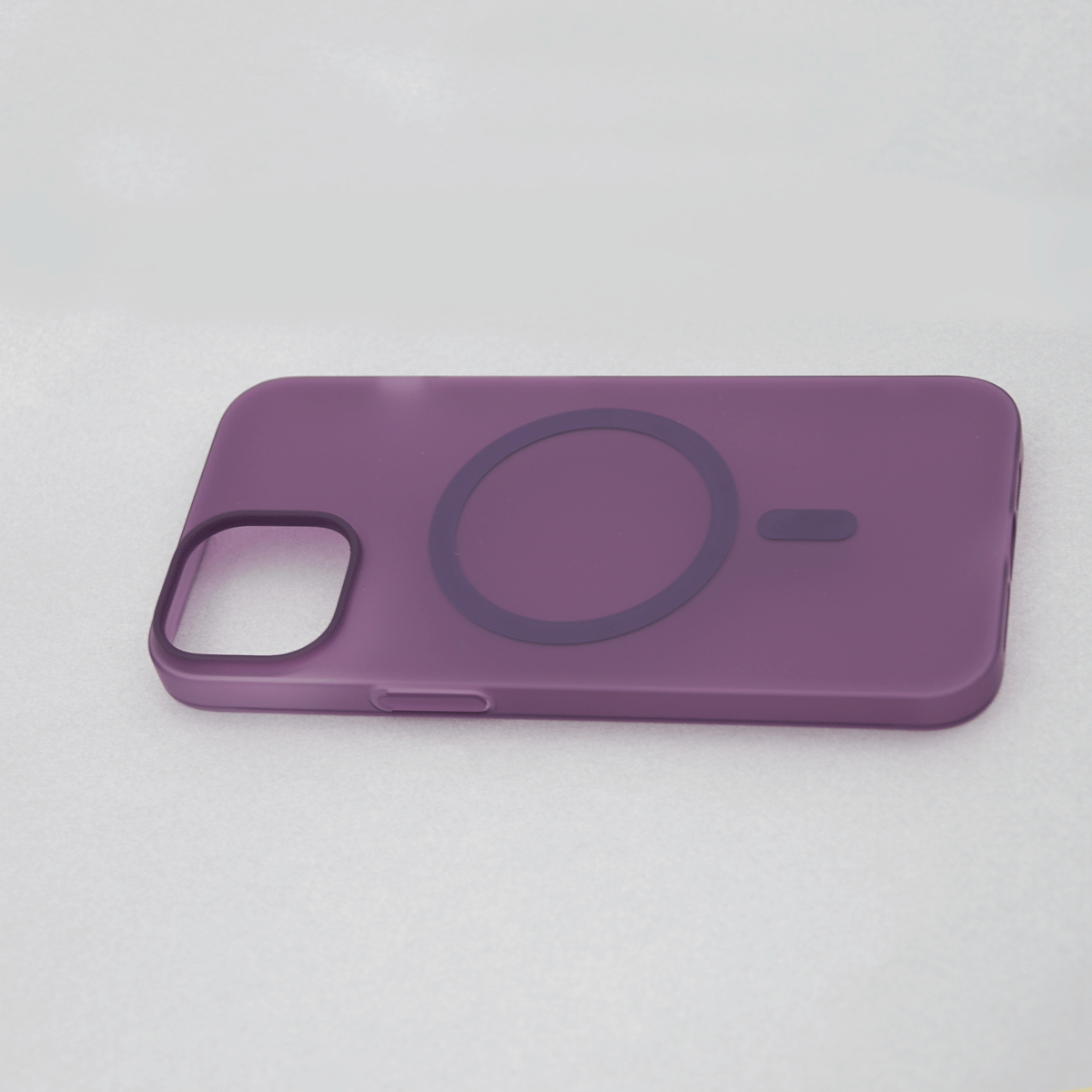 Pc silhouette magsafe  for iphone 14 (6.1") ljubičasta